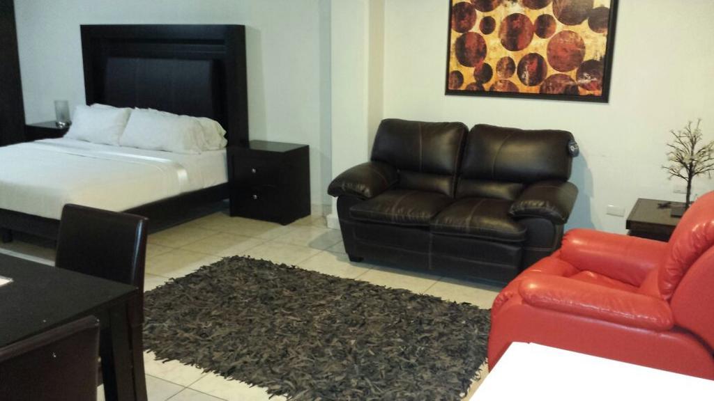 Premier Hotel Suites Ciudad Obregón Buitenkant foto